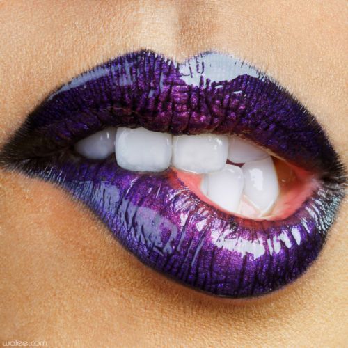 WALEE - LIPS - Purple 01, Dec 2009 WALEE - LIPS - Purple 01